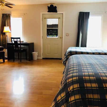 Downtown Whitehorse 2 Bedroom House Экстерьер фото