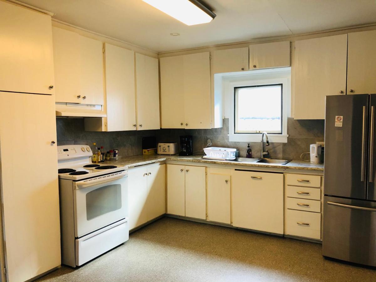 Downtown Whitehorse 2 Bedroom House Экстерьер фото