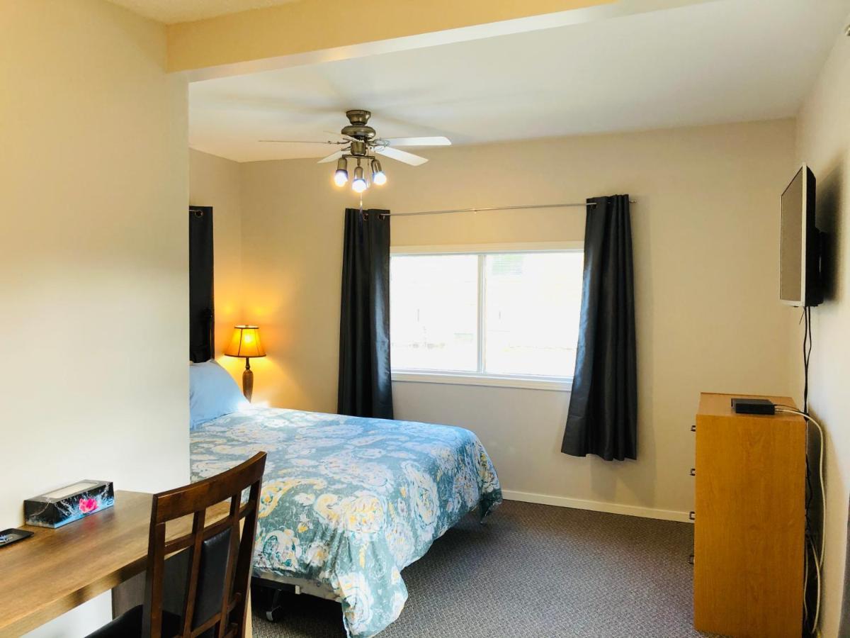 Downtown Whitehorse 2 Bedroom House Экстерьер фото